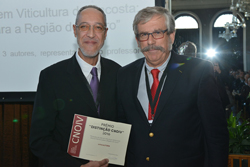 Tomás de Figueiredo foi premiado pelo sector vitivinícola