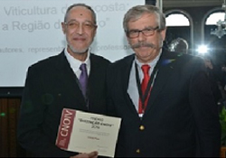 Tomás de Figueiredo awarded by the wine sector
